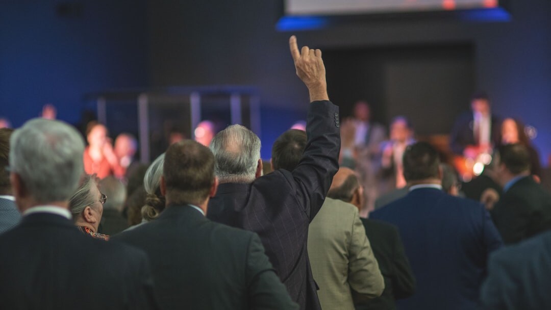 Large audience of business professionals at a conference